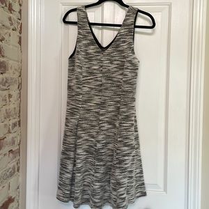 The Limited A-Line V-Neck Dress size Small